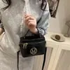 Bolsa Transversal Retrô Tendência Nicho Bolsa Caixa Verão 2025 Nova Bolsa Quadrada Pequena de Mão Bolsa de Ombro Casual Fashion