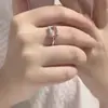 Anillo de Hello Kitty Estilo Tiktok y Kuaishou para Mujer, Diseño de Nicho con Acabado de Alta Gama, Anillo Ajustable Dorado Versátil de Gato Kt