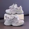 Zapatillas de Malla para Niñas 2026 Primavera y Otoño Nueva Moda Versátiles Zapatos Infantiles Suela Suave Casual Zapatos de Papá con Pedrería