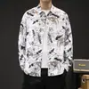 Camisa de manga comprida com estampa de letras masculina outono solto bufante bonito jovem camisa de lapela masculina fina jaqueta