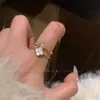 Anillo Ladrillo de Diseño Nicho de Alta Gama Lujo Accesible para Mujer Moda Europea y Americana Creativo Zirconia Chapado en Oro Anillo Abierto Ajustable