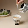 Taza de Té de Cerámica Alta con Boca de Flor, Patrón de Encaje, Co-Branded por Moji Independent Designer, Juego de Té Kung Fu, Taza de Té para el Hogar
