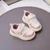 Tenis Casuales para Niños 2025 Verano Nuevos Suela Suave Antideslizantes Primeros Pasos Zapatos para Bebé y Niño Pequeño Moda Zapatos Individuales