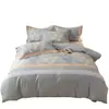 Juego de Cuatro Piezas de Algodón 100% Puro Clase A Espesado Cepillado Otoño e Invierno Juego de Cama Venta al por Mayor desde Fabricante Transfronterizo