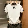 Camiseta Blanca de Manga Corta con Lazo para Mujer, Nuevo Estilo Primavera/Verano 2026, Suéter de Punto Versátil y Adelgazante con Cuello Redondo