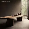 Mesa de jantar grande em madeira maciça com textura natural desgastada estilo wabi-sabi, mesa de centro estilo japonês, mesa de centro de designer criativo