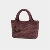 2026 Nova Bolsa de Mão Tecida Artesanal de Couro Macio de Alta Qualidade Versátil Moda Bolsa de Mão Estilo Cesta Bolsa de Ombro Bolsa de Braço