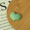 A cuadros multicolor Oso melocotón Accesorios de resina DIY Pegamento de crema Carcasa de teléfono móvil Taza de agua Accesorios para el cabello Parche Oferta de fábrica
