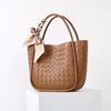 Bolso Nuevo Versátil de Nicho de Lujo para Mujer, Tejido a Mano, Moderno, Elegante, de Hombro Único, Cruzado, Piel Suave, Gama Alta