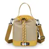 Nova Bolsa Transversal Multiuso Estilosa de Nylon com Design Color-Blocking Moderno e Mini Bolsa para Celular