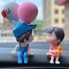 Decoración creativa de pareja de dibujos animados para coche Yi qi, muñeco de pareja besándose para hombre y mujer, accesorios de decoración interior de coche
