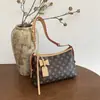 Bolso de hombro cruzado de alta calidad transfronterizo, nuevo modelo 2026, elegante bolso de hombro con monograma vintage, bolso cruzado de un solo hombro de gran capacidad