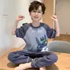 Pijama de Menino 2026 Verão Manga Curta Calça Longa Algodão Puro Novo Estilo Alunos do Ensino Fundamental Meninos Desenho Animado Gola Redonda Conjunto de Roupas para Casa