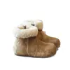 Botas de Neve Infantis 2025 Inverno Bico Redondo Salto Baixo Emagrecedoras Botas de Cano Curto Retro Camurça Versátil Meninas Botas Martin de Algodão