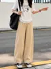 Pantalones cargo de nueve puntos estilo japonés color caqui para mujer, nuevo modelo otoño 2026, con caída, estilo old money, pantalones casuales de pierna ancha para personas petite