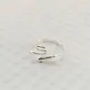 Anillo de Serpiente Minimalista Creativo y Único para Mujer, Anillo de Envoltura Liso Sencillo de Moda al por Mayor de Fábrica