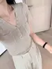Camiseta de punto de lino con cuello en V de manga corta para mujer, estilo Old Money, ambiente de verano, elegante y ajustada, top casual de hombro normal