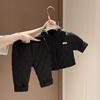 2025 Nueva Ropa de Invierno Estilo Coreano para Niños Chaqueta Acolchada Repujada a Prueba de Viento Retro Traje de Ropa de Algodón para Hombres, Mujeres, Bebés y Niños