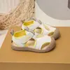 Sandalias para Niños 2026 Verano Zapatos de Playa para Niñas Calzado Transpirable de Malla para Caminar para Bebés Zapatos Casuales Cerrados para Niños Modernos