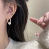 Pendientes de Aro de Perla Plateada Rota de Lujo Ligero de Celebridad de Internet, Pendiente de Oreja Elegante de Alto Nivel, Hebilla de Oreja, Joyería para Oreja Adelgazante Facial
