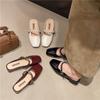 Moda Corrente de Salto Bloco Sapatos de Salto Único Baixo Corrente com Saia Meia-Pantufa Retrô Roupa Feminina Nova Primavera e Verão 2025
