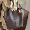 Bolso Tejido Retro de Gama Alta para Mujer, Gran Capacidad, Bolso de Hombro Versátil para el Día a Día, Bolso Tote para Mujer de Estilo Casual Sencillo y Relajado