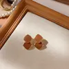 Pendientes de Chica de Hardware Femeninos Franceses Vintage Marrones Simples de Moda Pendientes Maillard para Mujeres