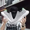 Sapatos Masculinos de Verão, Sapatos Slip-on de Malha Preta para Primavera e Outono, Cabedal de Malha Flyknit, Tênis Esportivos para Corrida, Solado Macio Casual, Sapatos Versáteis da Moda