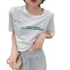 Top Cropped Curto Soltinho Estilo Coreano Novo Verão 2026 com Estampa de Letras, Camiseta de Manga Curta Super Popular para Mulheres