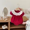Roupas de Outono 2026 para Meninas, Roupas de Veludo Cotelê Vermelho, Roupas Coreanas para Passeio de Bebê, Macacão de Corpo Único para Bebê