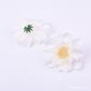 Cabeza de flor de ciruelo artificial accesorios hechos a mano DIY flor de tela para pared estilo antiguo hanfu tocado accesorios para el cabello accesorios para coche de boda