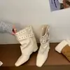 Botines de tacón grueso con punta para mujer, estilo francés transfronterizo, nueva colección otoño/invierno 2026, versátiles y a la moda con detalle de hebilla, botas de moda negras