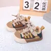 Zapatos para Niños Pequeños Estilo Primavera y Otoño Zapatos Deportivos para Bebés de 1 a 3 Años Niños Bebés Niños Pequeños Zapatos Funcionales Niñas Suela Suave Zapatos Casuales