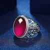 Moda Europea y Americana, Anillo de Oro Simple y Único con Diamante de Ágata Sintética para Hombre, Anillo de Ágata Roja Esmeralda al por Mayor