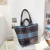 Bolso de Mano Nuevo de Lana Gran Capacidad Simple Estilo Reina Madre del Oeste Patchwork a Cuadros Bolso de Hombro