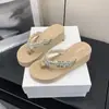 Sandalias Ligeras Antideslizantes de Suela Gruesa para Mujeres Pequeñas, Zapatos de Playa Estilo Vacacional, Nuevas Pantuflas de Verano 2026 para Mujer para Uso en Exteriores