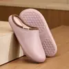 Pantuflas de algodón impermeables para mujer, nuevo estilo 2026, pantuflas de interior para pareja, antideslizantes de EVA, resistentes al olor, de felpa, cálidas y adecuadas tanto para interiores como para exteriores