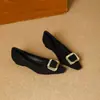 Zapatos de trabajo profesionales cómodos para mujer, nuevo estilo francés primavera/otoño, gamuza, puntera cuadrada con hebilla metálica y tacón grueso, diseño sin cordones