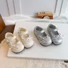 Sapatos de Couro com Bolinhas para Meninas com Renda e Laço, Sapatos de Princesa para Bebê Menina, Sapatos Sociais para Primeiro Aniversário de Bebê, Sapatos de Caminhada para Crianças Pequenas para o Outono