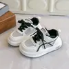 Nuevos Zapatos de Lona de Malla Individual para Niños Verano 2026 Zapatos Deportivos Transpirables Versátiles de Moda para Niños y Niñas Zapatos de Malla Casuales Ligeros
