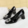 6292-K90 Sapatos Mary Jane estilo europeu e americano salto grosso boca rasa quadrado verniz brilhante strass sapato único feminino