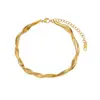 Conjunto de Colar com Cruz de Ouro K e Aço Titânio Estilo Europeu e Americano, Estilo Minimalista Popular entre Influenciadores, Modelo Feminino com Corrente