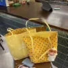 2026 Estilo Coreano Amarelo Claro Nova Bolsa de Lona Grande Capacidade Versátil Dupla Face Diária Ombro Único Bolsa de Compras para o Trabalho