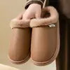 Sapatos de Algodão com Salto Baixo para Homens no Outono e Inverno Calçados de Algodão Impermeáveis com Solado Grosso e Forro de Lã para Casa e Ambiente Interno Pantufas de Algodão Quentes para Mulheres de Meia-Idade e Idosas