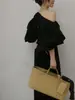 Camisa de Jacquard Kaneko Estilo Japonés Nueva Moda Primavera-Verano de Un Hombro con Mangas Abullonadas para Mujer, Top Holgado Adelgazante y Elegante