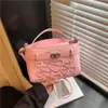 Bolso Bandolera de Hombro Nuevo de Moda Retro Elegante de Gran Capacidad con Bordado de Corazones para Mujer