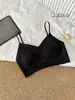 Sujetador sin tirantes de estilo francés de lujo ligero sin costuras con copas fijas, realza y soporta los pechos, anti-caída, sujetador transpirable de verano para mujer