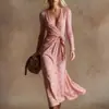 Vestido Transfronteiriço Novo Estilo com Decote em V e Mangas Longas com Elementos de Impressão Digital 3D, Saia Fashion e Personalizada para Marcar a Cintura Feminina