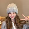 Gorro de lana de estilo japonés para mujer, combinable con todo, para otoño e invierno, con cara blanca, protección para las orejas pequeñas, gorro de punto de estilo coreano con cabeza grande.