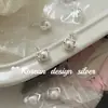 Corea del Sur Simples de Alta Gama Nicho Exquisitos Pendientes de Plata de Ley S925 Pendientes de Perla Arqueados Estilo Femenino Todo Fósforo Ins